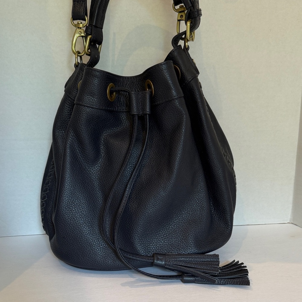 Boden Navy leather bucket Shoulder Bag